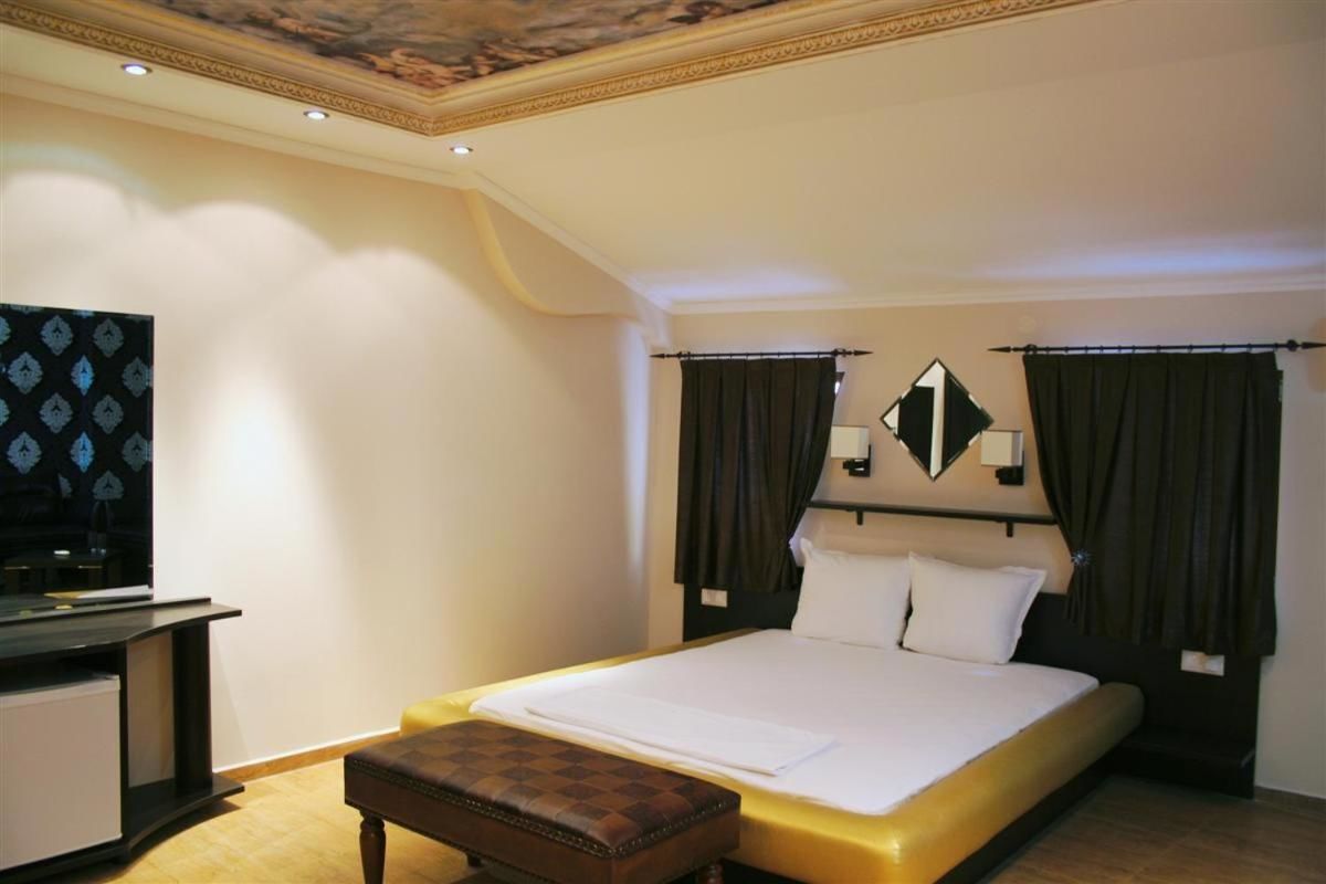 Отель Hotel Allur Пловдив-30